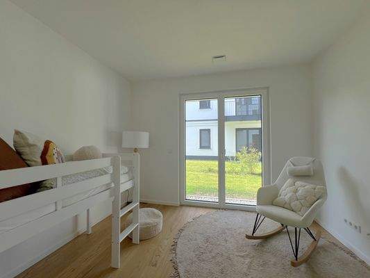 Zimmer 2 (Gäste/Kinder/Arbeiten)