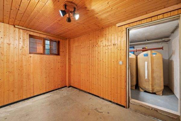 UG | Vorratsraum und Öltanks