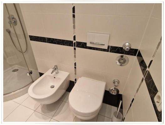 Auch ein Bidet ist vorhanden