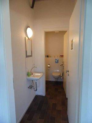 Gäste-WC 1