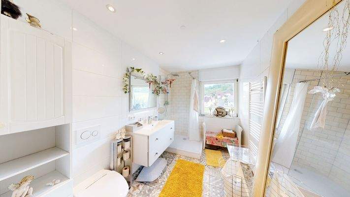 Badezimmer OG