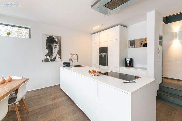 hochwertige Einbauküche 