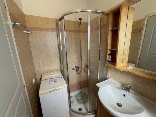 Kreta, Asprouliani: Stilvolles 3-Zimmer-Haus in einer Wohnanlage zu verkaufen