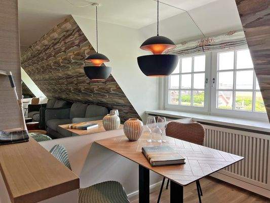 Essbereich mit Blick zum Wattenmeer