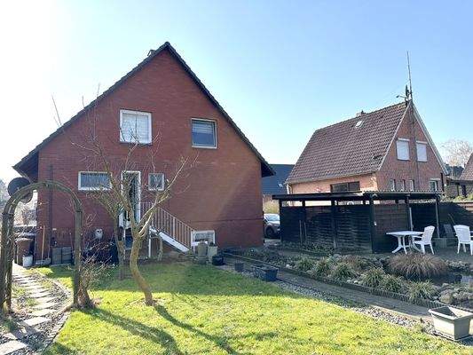 Gbäude Gartenseite (1).jpg