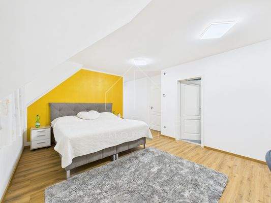 1. OG  Elternschlafzimmer