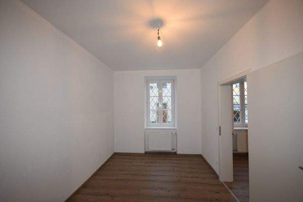 Ansicht - Modernisierte GESCHÄFTSFLÄCHE oder BÜRO in Jahrhundertwendehaus Miete Itzling Salzburg