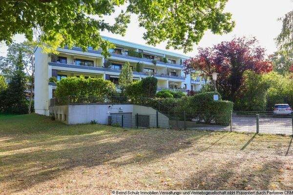 23 Hausansicht Balkonseite