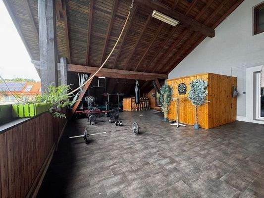 Sauna und Gym Freifläche