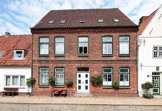 Straßenansicht