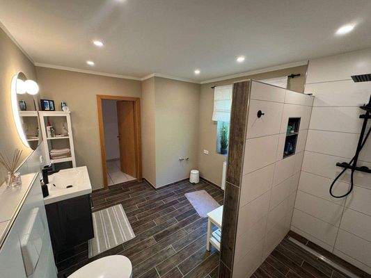 Badezimmer in Wohneinheit I