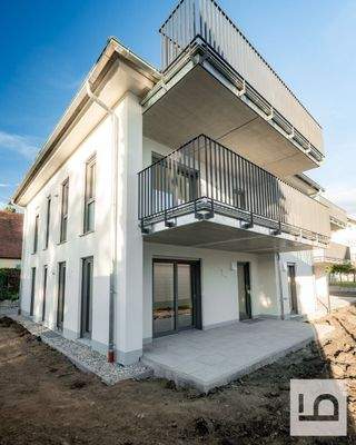 Terrasse und Balkon 1.OG