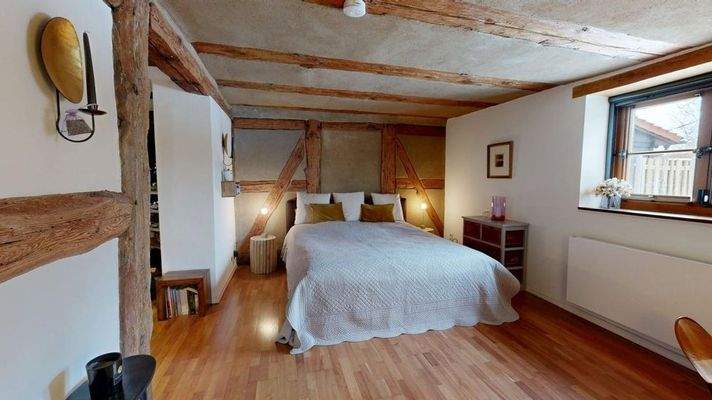 Schlafzimmer mit Ankleidebereich