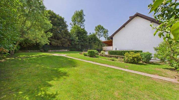 CAM01984G0-PR0509-STILL053