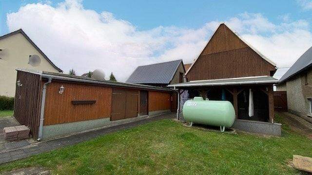 Rückseite Scheune und Werkstatt