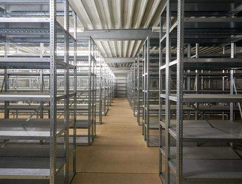 Neuss Halle, Neuss Hallenfläche