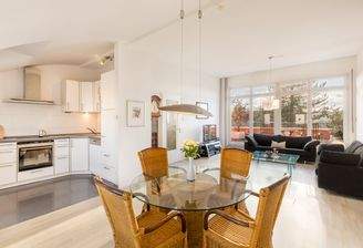 Lichte Penthouse-Wohnung