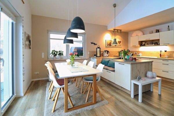 Essbereich und Küche