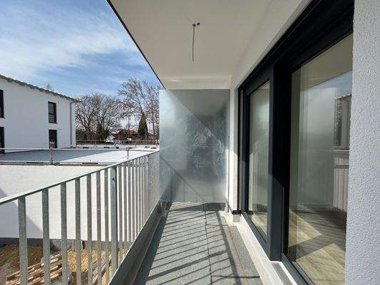 Balkon bzw. Terrasse im EG