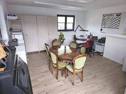 Kinder-/Arbeitszimmer 1