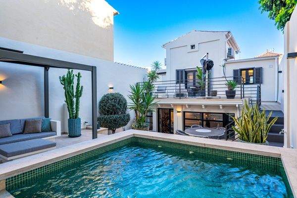 Luxuriöses Stadthaus mit Patio in Palma