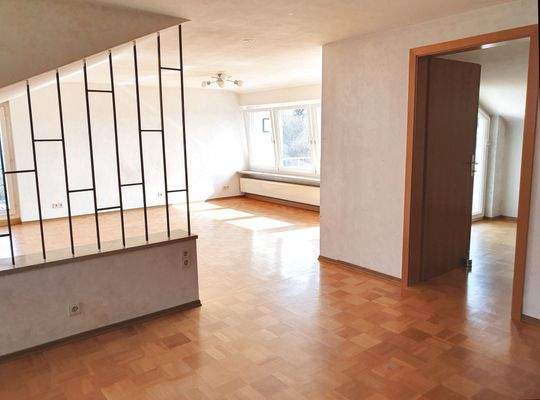 27 Wohnbereich in offener Gestaltung.jpg