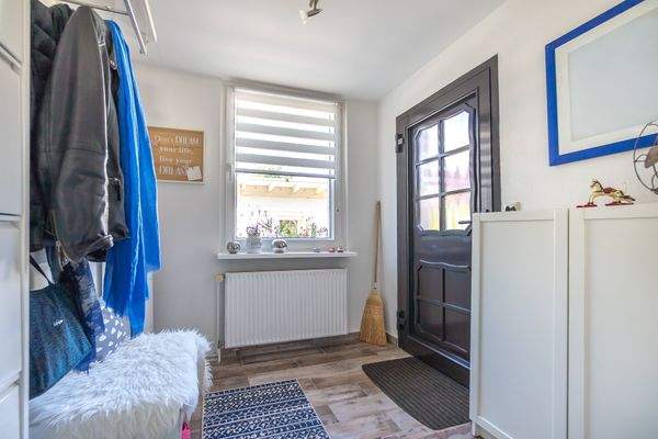 EG Hauseingang Gartenseite