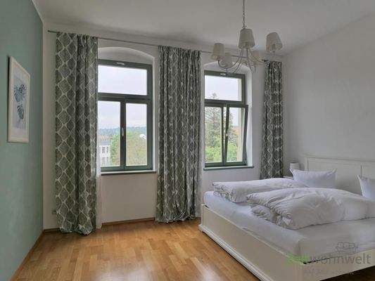 Blick ins Schlafzimmer