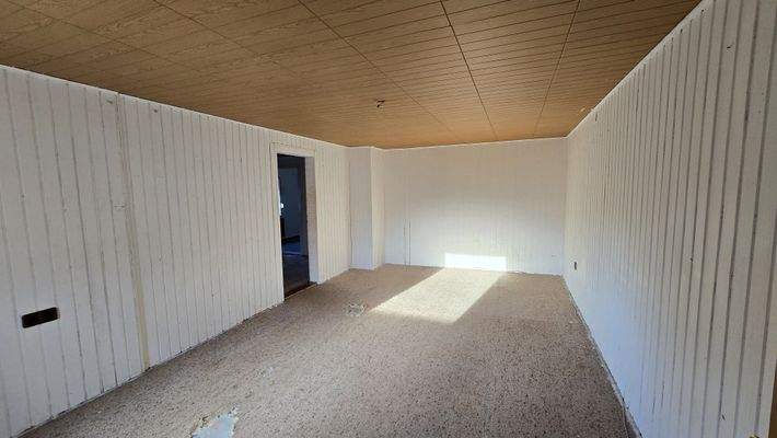 Büro Einliegerwohnung DG