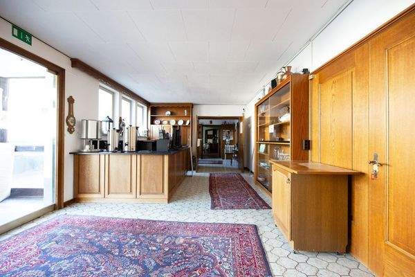 Neubau Eingangsbereich.jpg