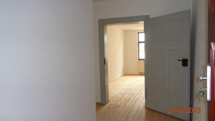 Flur Blick Schlafzimmer.JPG