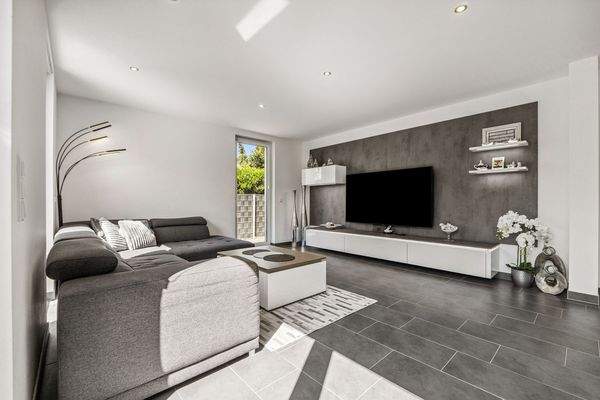 Wohn- und Essbereich EG