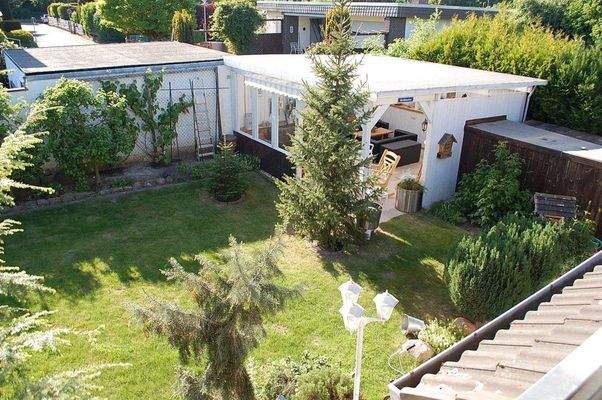 EFH: OG Blick in den Garten