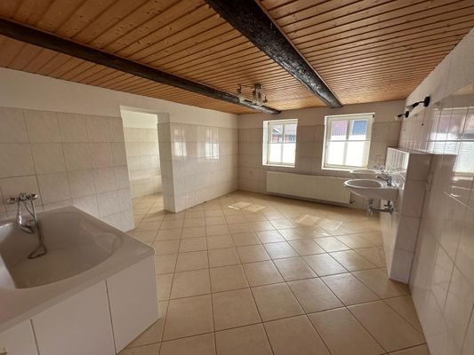 Wohnhaus, Bad 2 OG