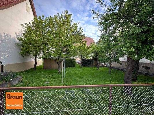 Wohnhaus mit Scheune, Trossingen