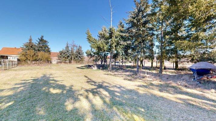 Separates Grundstück.jpg