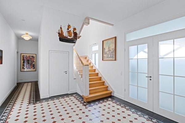 Moderne Bäderstil-Strandvilla in direkter Ostseelage mit eigenem Strandzugang DAHLER Rostock