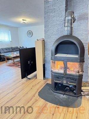 42D03C1C-8ADA-4AAF-828B-4F1C780BB04D_1_105_c