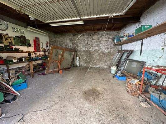 Garagen neben dem Haus