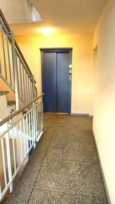 Aufzug zur Wohnung