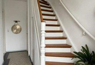 Treppe in das Obergeschoss