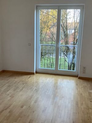 Schlafzimmer 1:2.jpeg