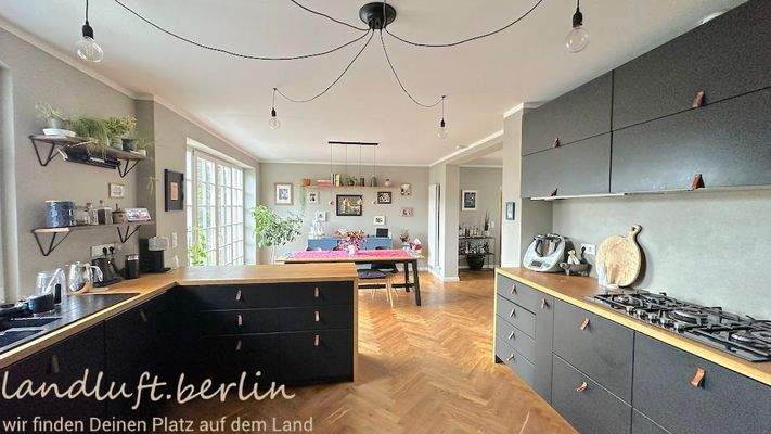 Voll ausgestattete Küche.jpg