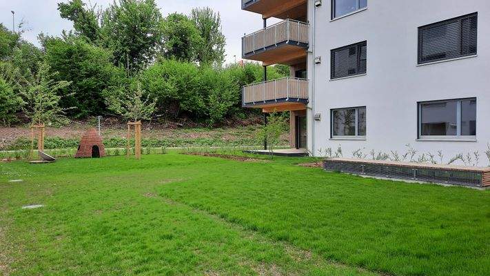 Haus A Gemeinschaftsgartenfläche.jpg