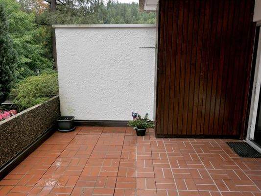 ... praktischem Abstellschrank