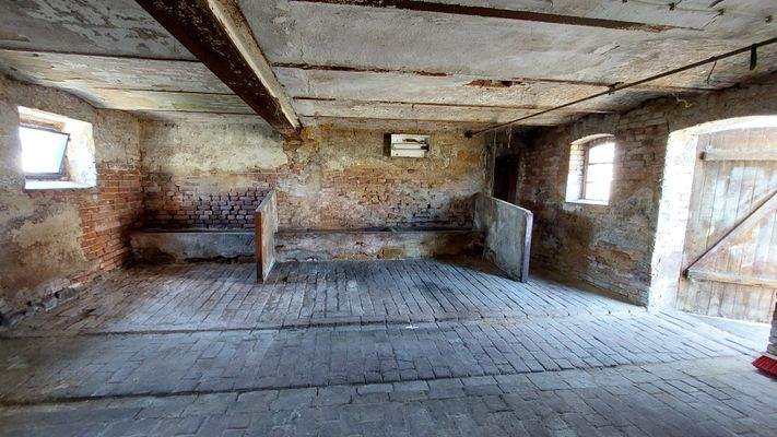 Ausbaureserve - Wirtschaftsgebäude.jpg