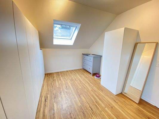 Ankleide/Kinderzimmer