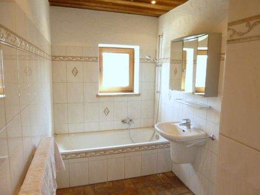 Badezimmer - ohne Möbel