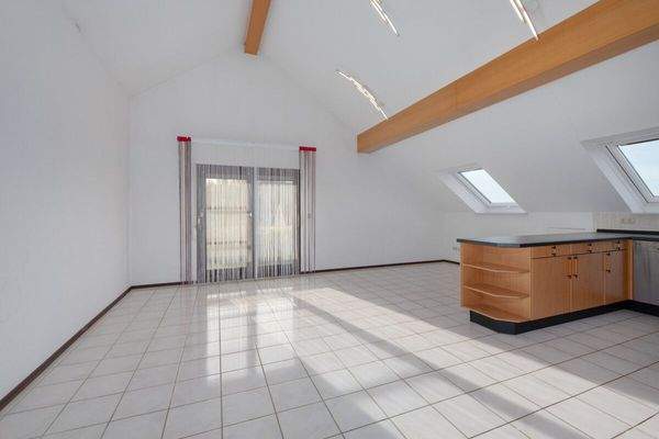 Wohn- und Essbereich DG