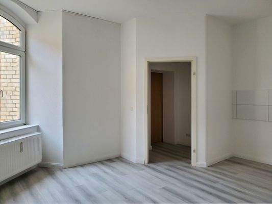 Eingang und Wohnküche.jpg